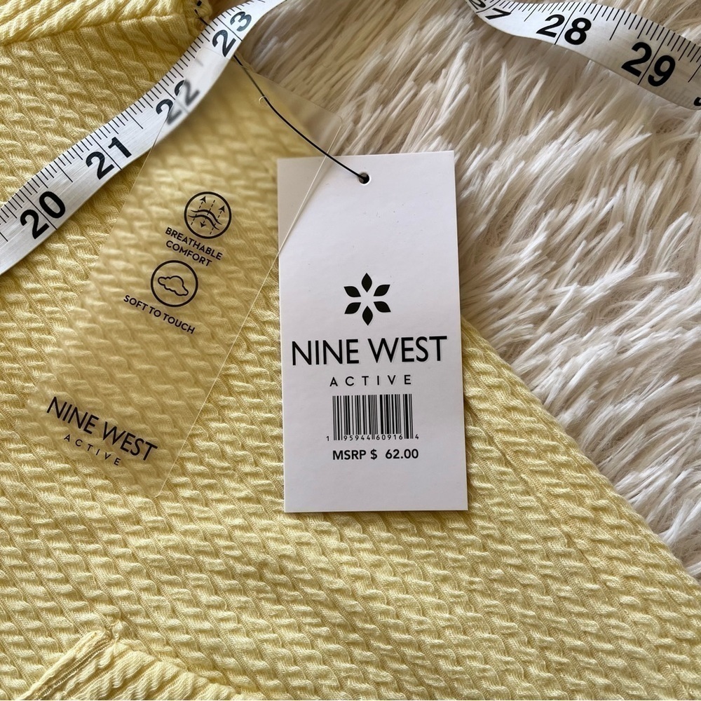 NWT Nine West Active Mock Turtleneck Long Sleeve Lightweight Shirt Women L - Picture 7 of 9